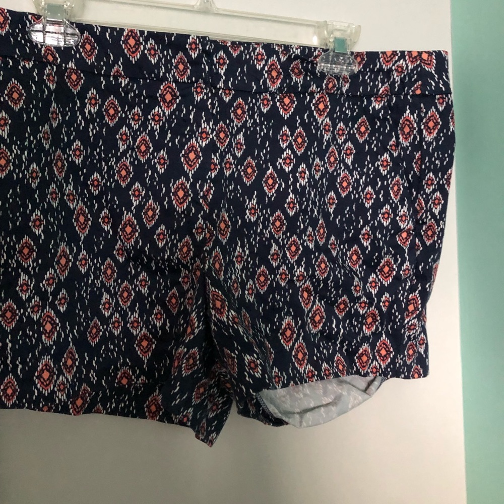 Patterned shorts